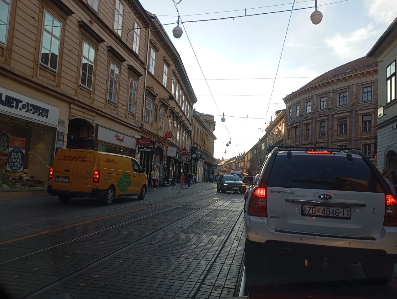 Ilica 13. ožujka 2026. godine. Prije Mesničke ulice, u prolazu